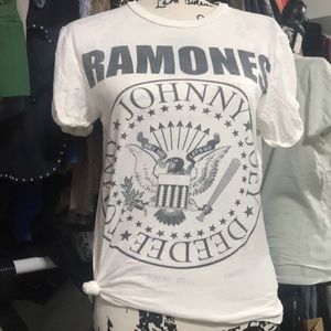 ramone’s t-shirt